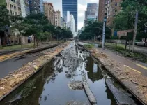 obras de drenagem na avenida Brasil