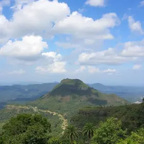 serviços essenciais no feriado de Tiradentes