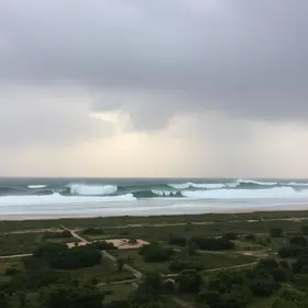 chuvas e temperaturas elevadas